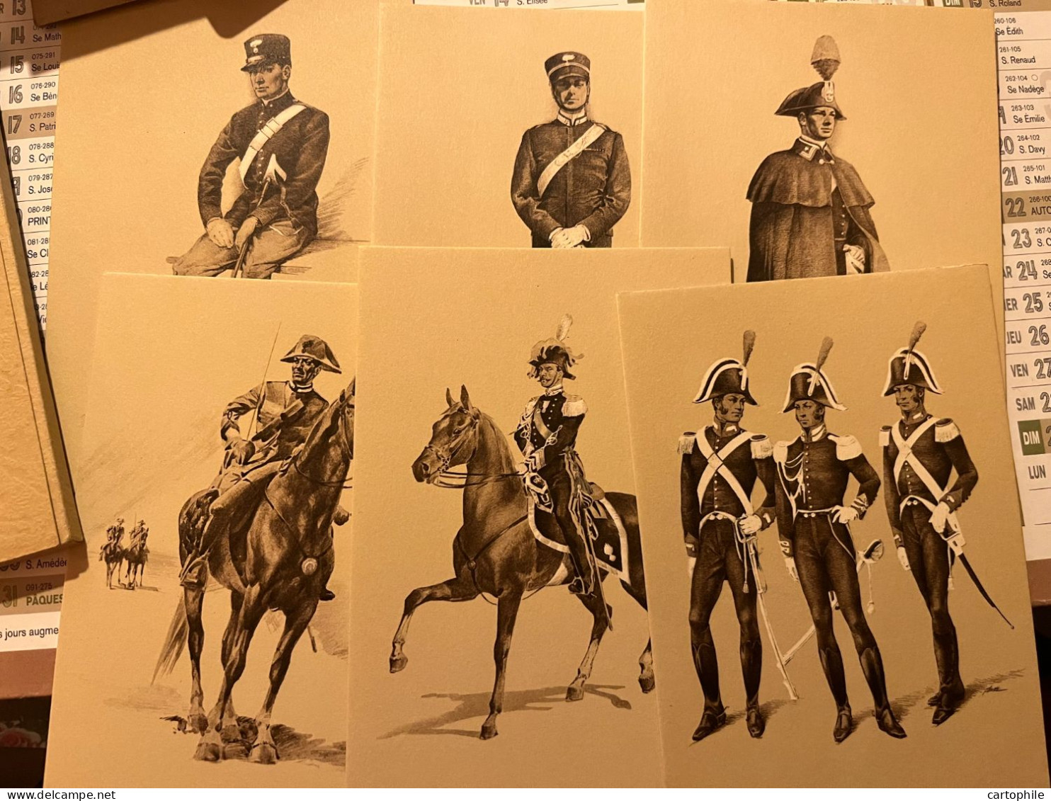 I Carabinieri Nelle Tradizionali Uniformi - Libro Di 18 Cartoline Circa 1975 - Bellissimo - Collezioni E Lotti