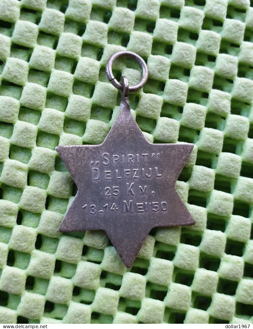 Medaille -  "Spirit "Delfzijl 25 Km, 13-14- Mei 1950 -  Original Foto  !!   Medallion Dutch - Altri & Non Classificati