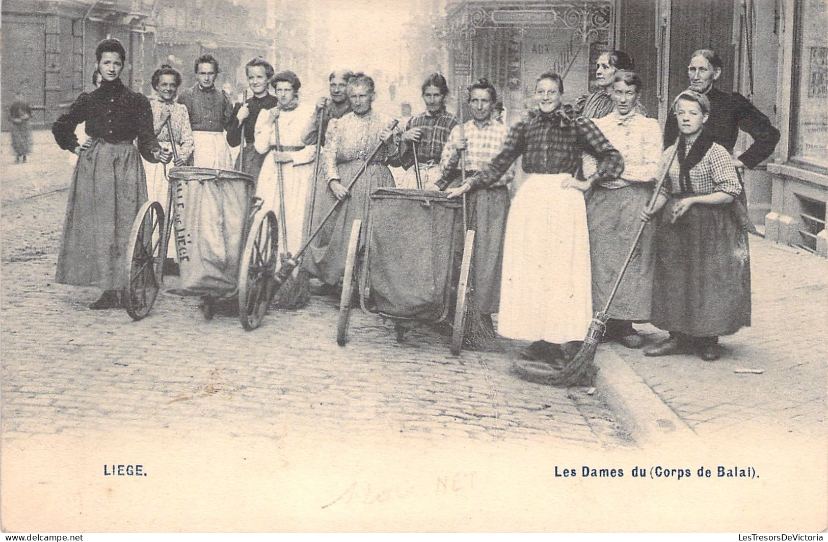 BELGIQUE - Liege - Les Dames Du Corps De Balai - Balayeuses - Carte Postale Ancienne - Liege