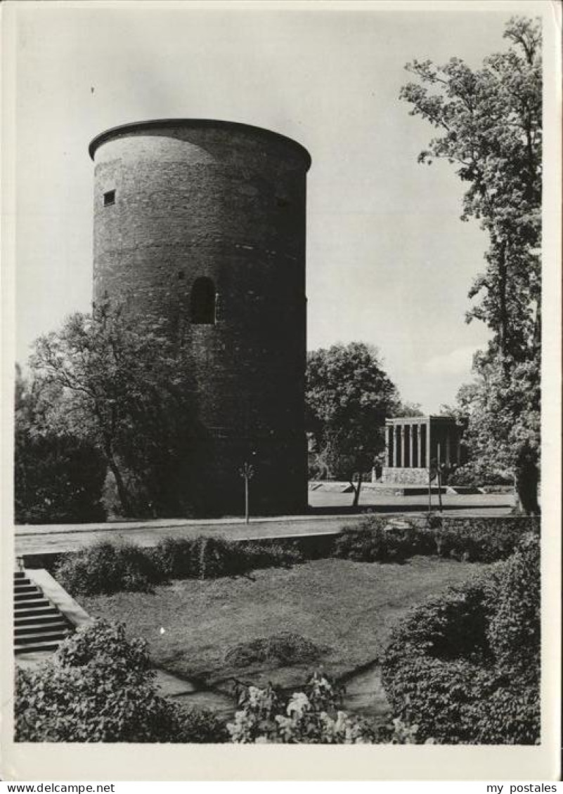 41270116 Salzwedel Burgturm Gedenkhalle Salzwedel - Salzwedel