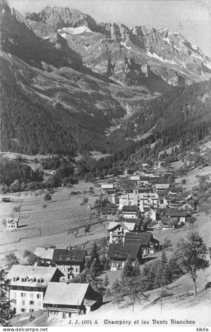 CPA 9 X 14 Suisse Valais  CHAMPERY Et Les Dents Blanches  Vue De La Vallée Et Du Village - Champéry