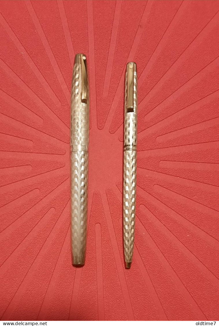 SHEAFFER Silver And Gold Fountain Pen And Ballpoint Pen Set - Plumes