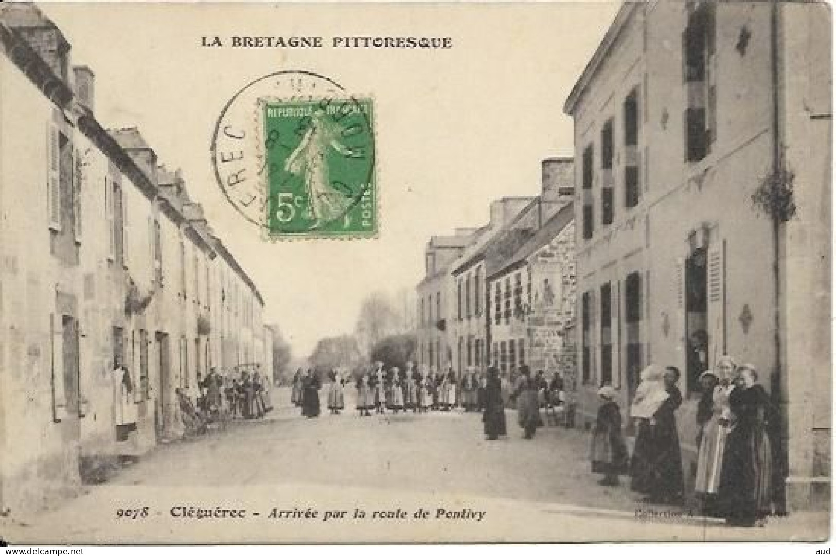 CLEGUEREC, Arrivée Par La Route De Pontivy - Cleguerec