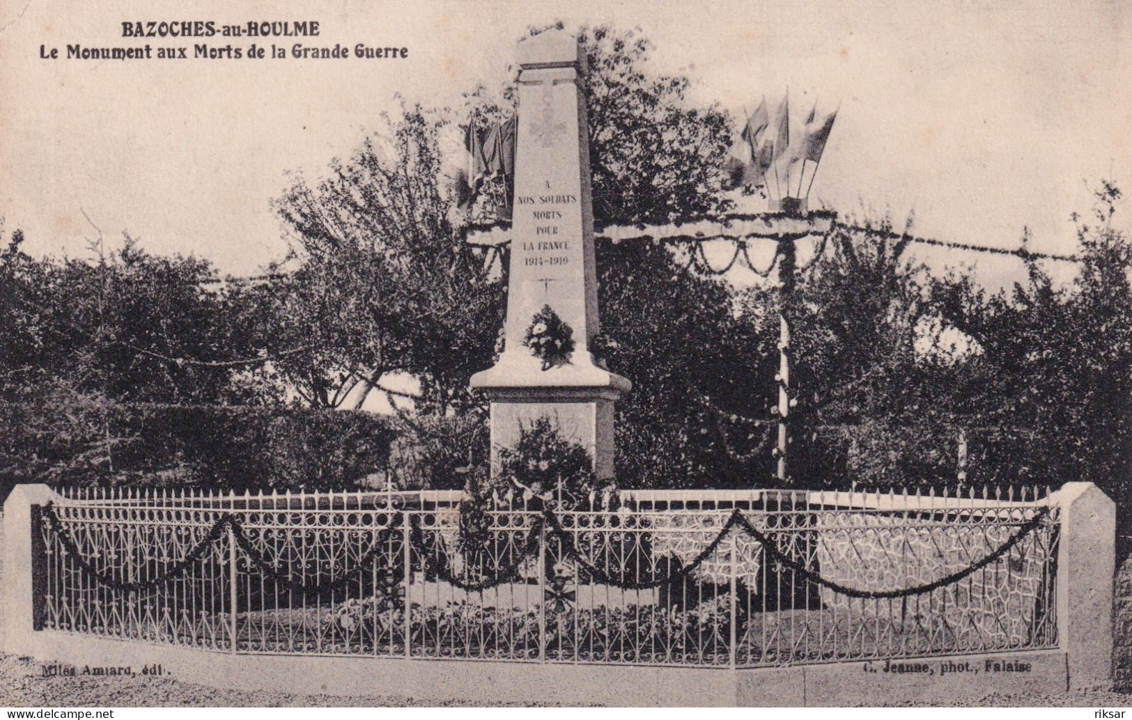 BAZOCHES AU HOULME - Bazoches Sur Hoene