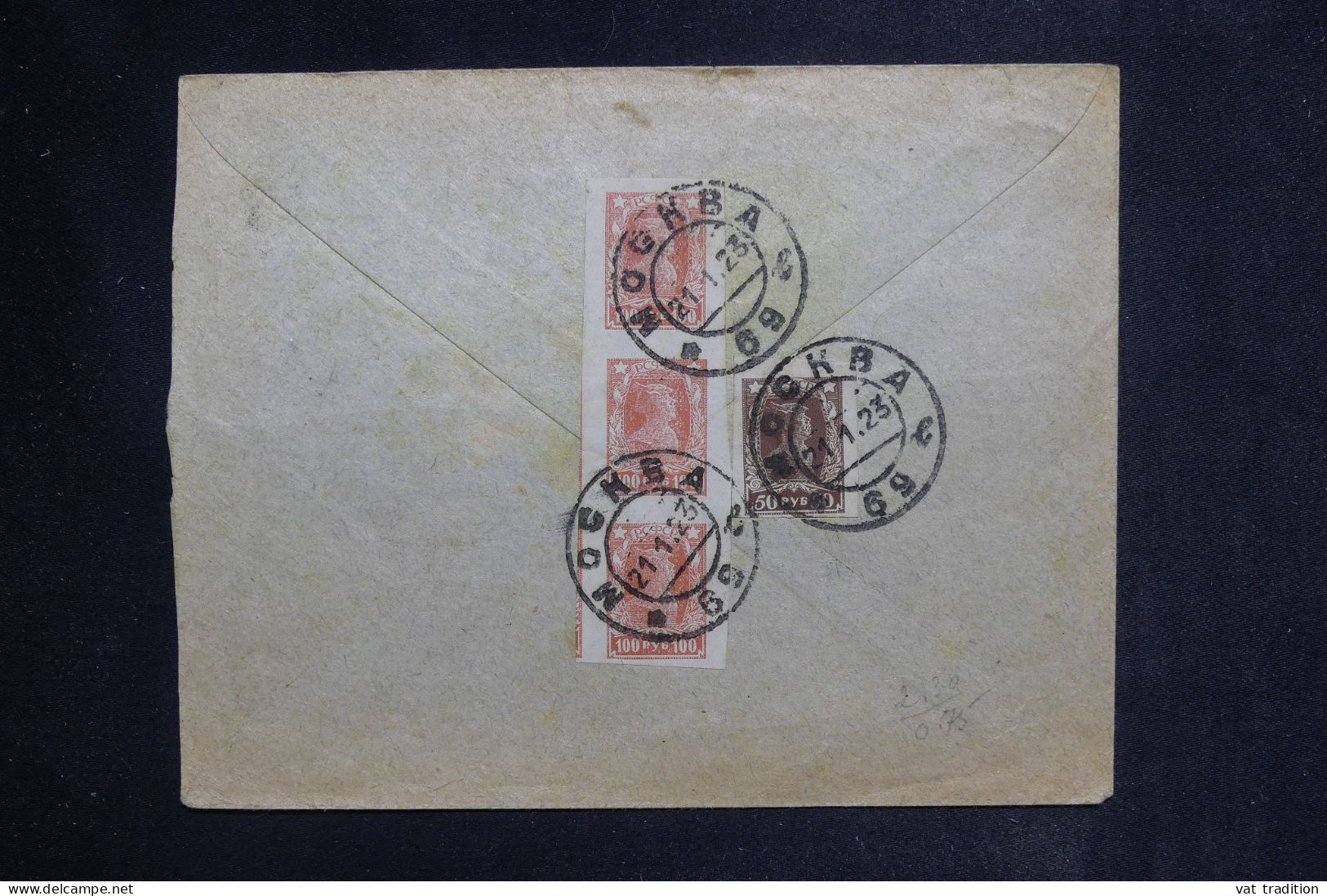 URSS - Enveloppe De Moscou Pour Wien En 1923, Affranchissement Non Dentelés Au Verso - L 149883 - Storia Postale