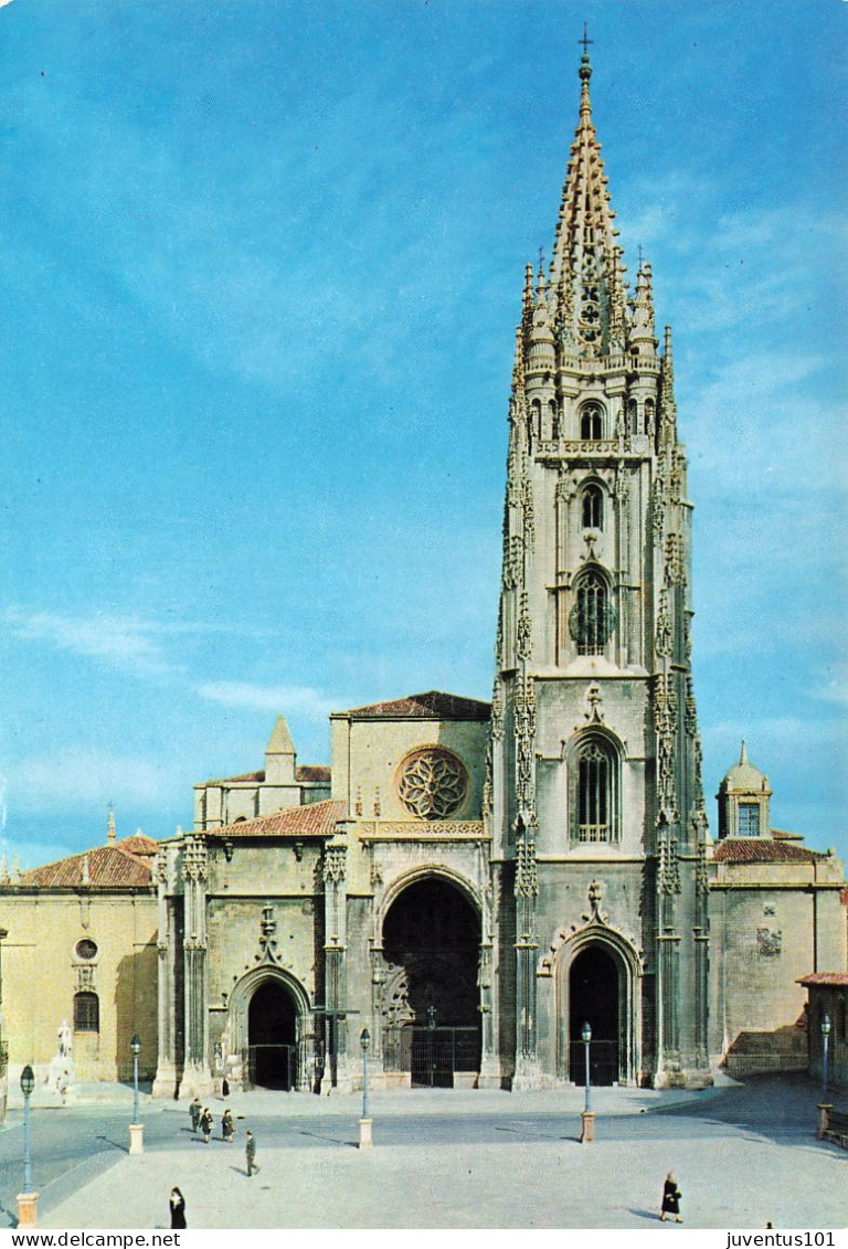 CPSM Oviedo-Catedral      L2603 - Asturias (Oviedo)