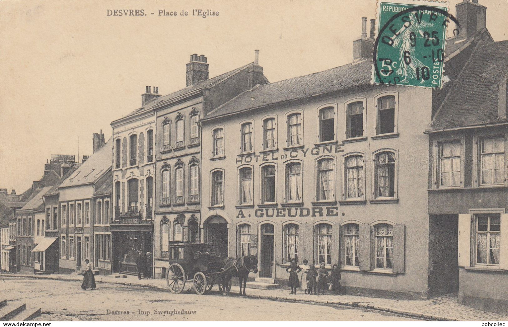 DESVRES (Pas De Calais): Place De L'Eglise (hôtel Du Cygne) - Desvres