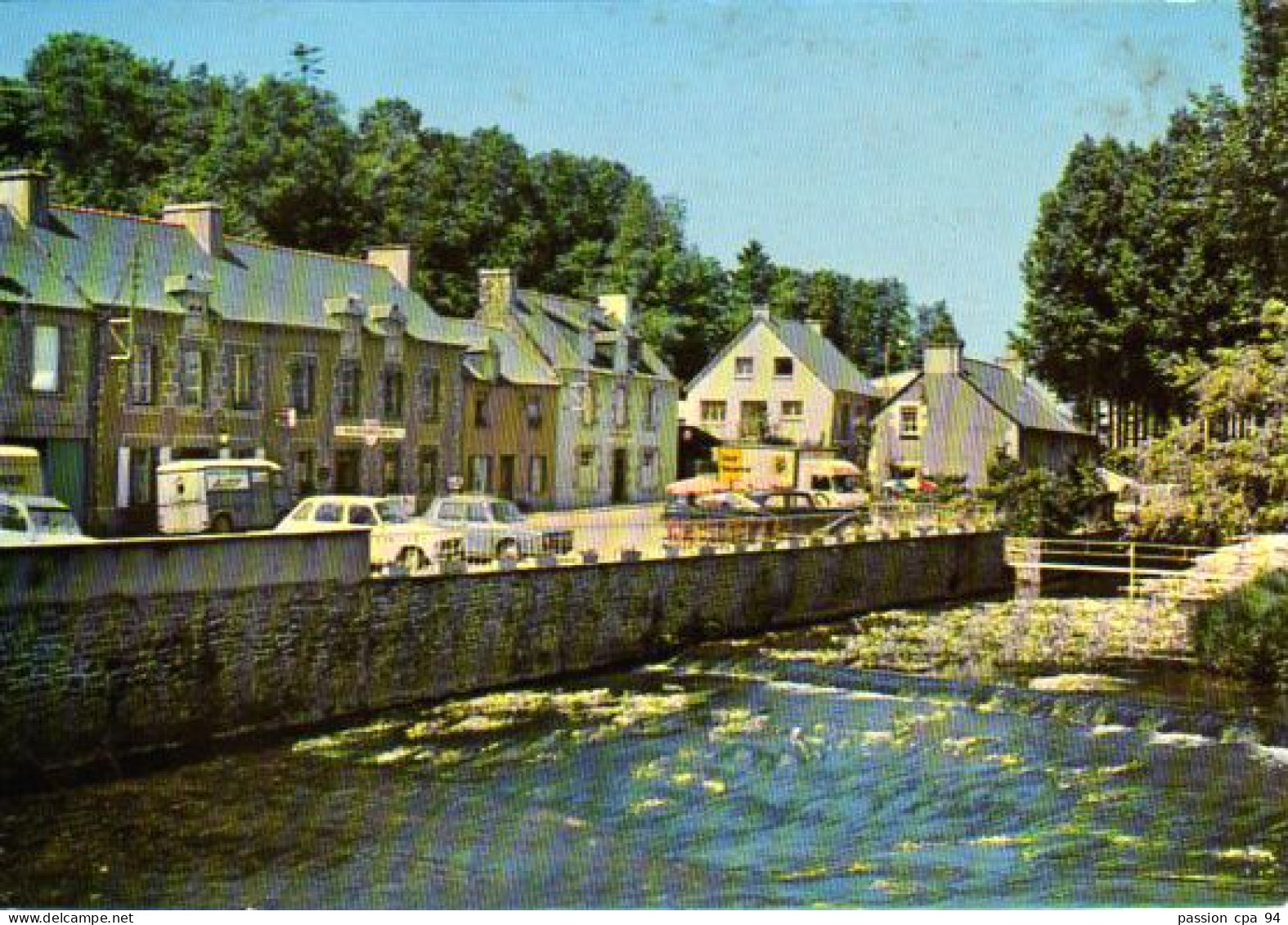 S05-015 La Chèze - La Rivière Et La Route De Loudéac - Cachet Auberge Du Vieux-Moulin Au Verso - La Chèze