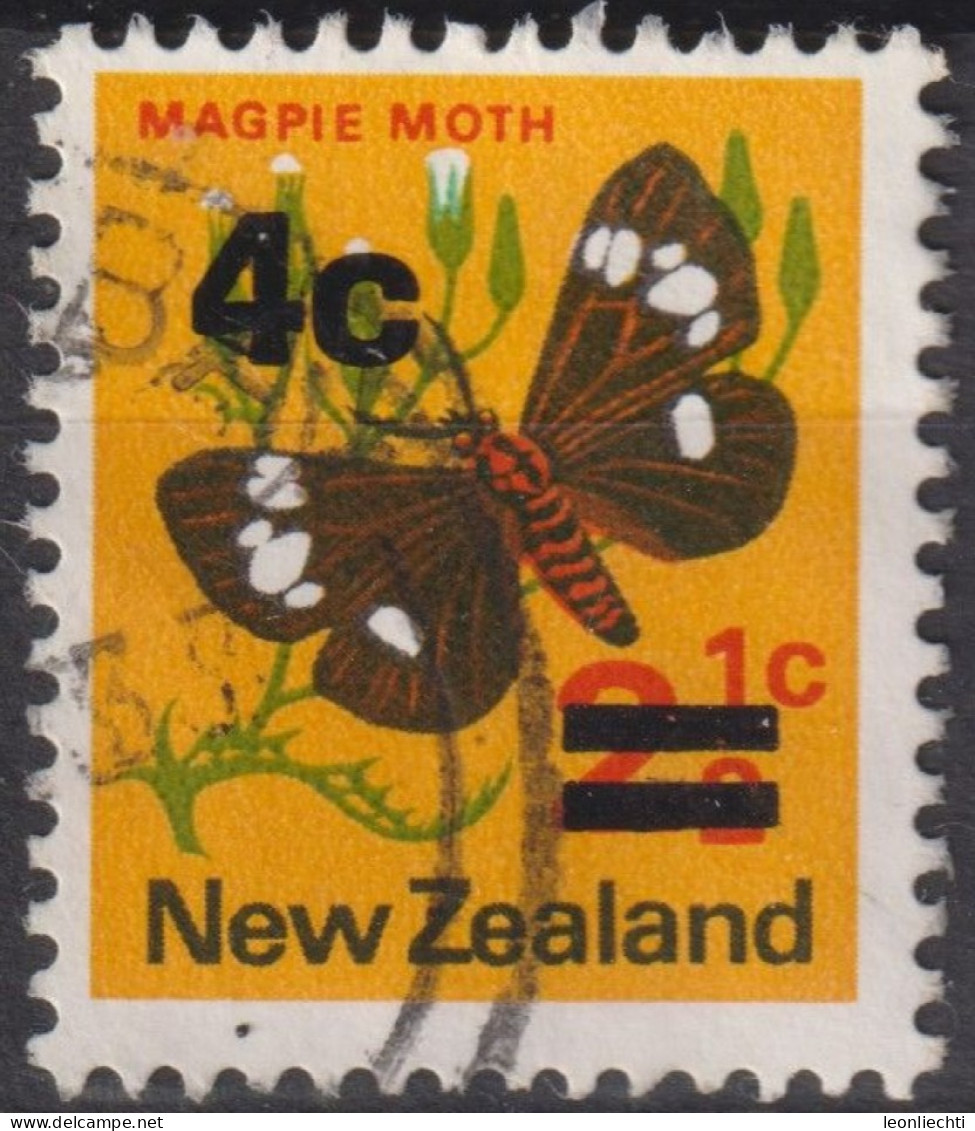 1972 Neuseeland ° Mi:NZ 561II, Sn:NZ 480, Yt:NZ 539a, Magpie Moth (Nyctemera Annulata) - Surcharged, Butterfly - Used Stamps