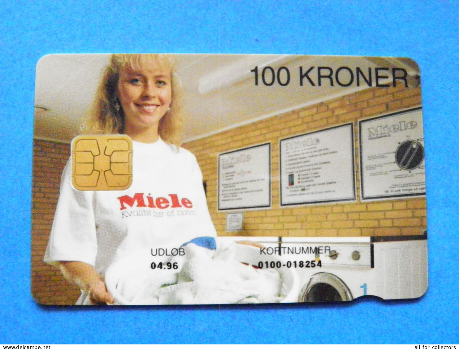 CHIP Phonecard Denmark Danmont Woman Miele River 100 Kroner 04.96 - Denmark