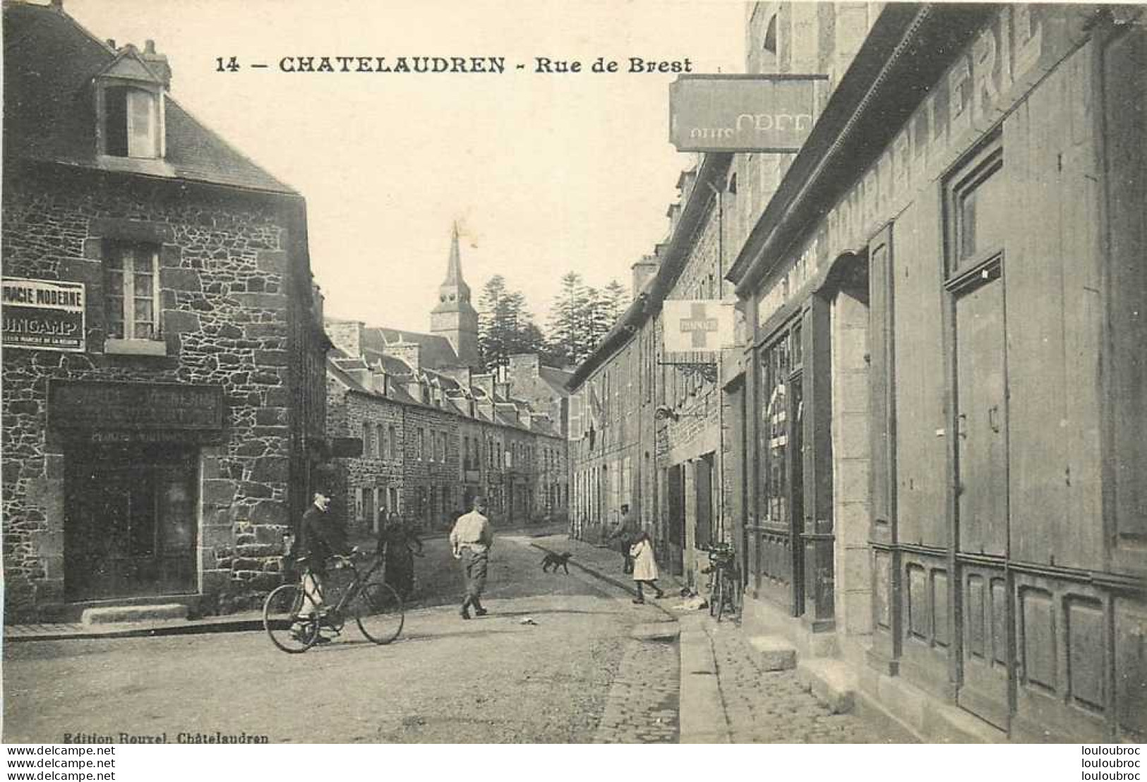 22 CHATELAUDREN  RUE DE BREST PHARMACIE - Châtelaudren