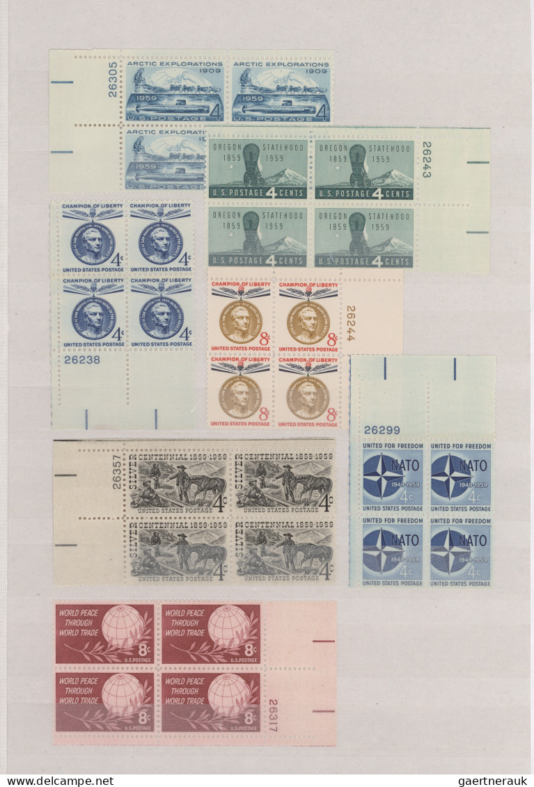 United States: 1933/1979, Comprehensive Collection Of Apprx. 750 Marginal Blocks - Ongebruikt