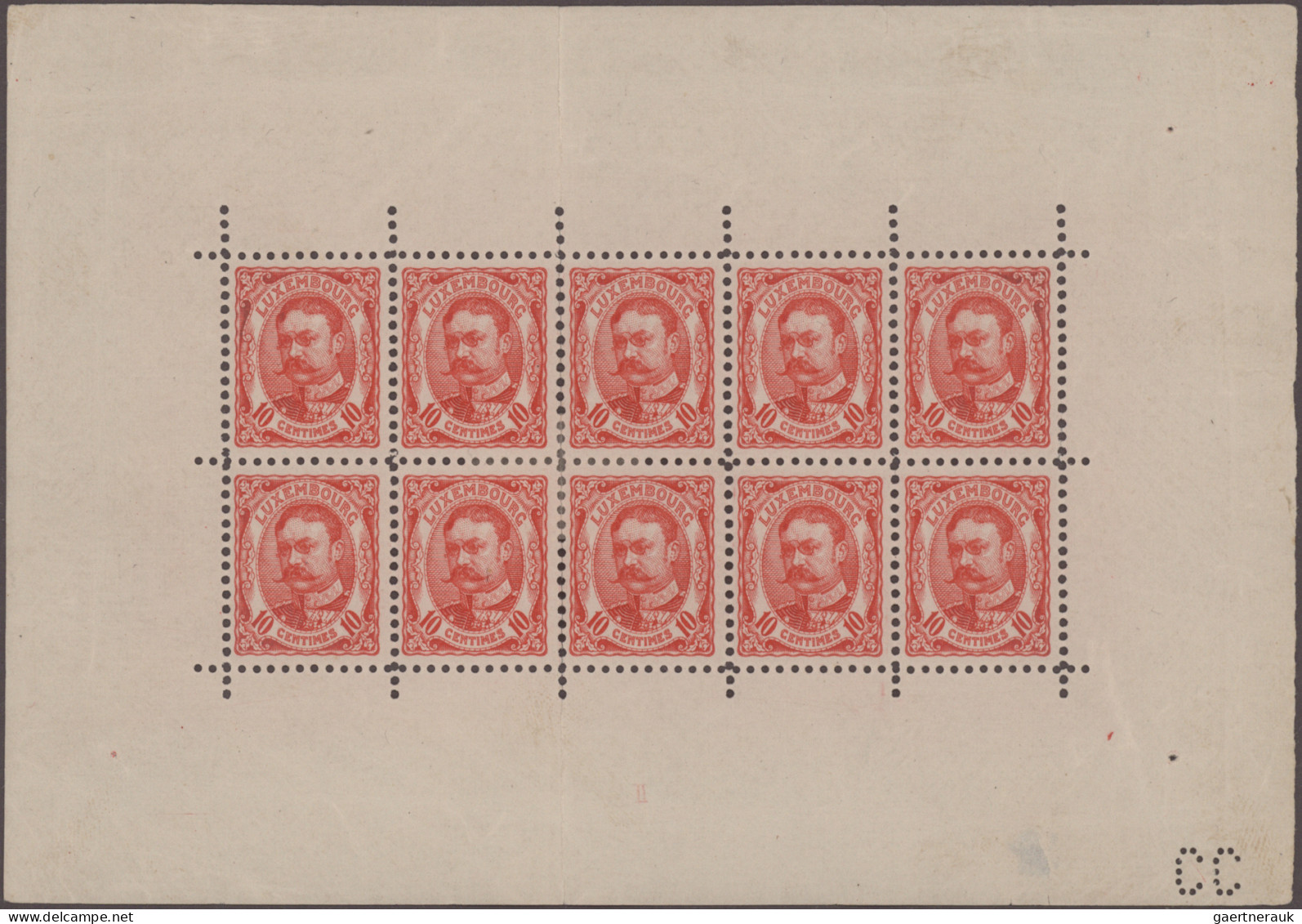 Luxembourg: 1906/1945, Two Mint Mini Sheets, 1906 Wilhelm 10c. Red (Michel No. 7 - Sonstige & Ohne Zuordnung