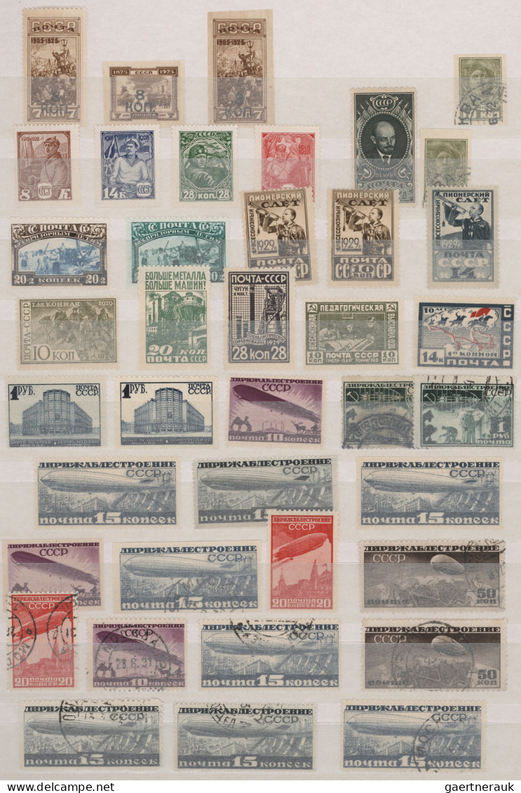Sowjet Union: 1923/1940, mainly mint collection on stockpages incl. definitives