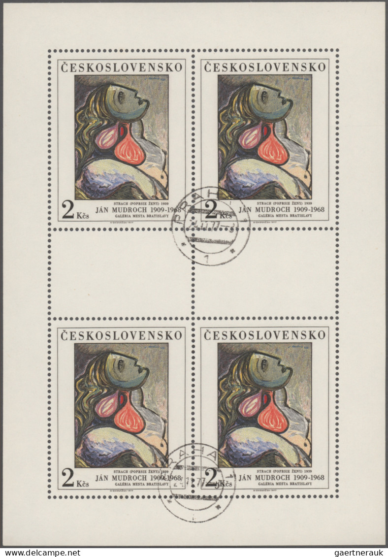 Czechoslowakia: 1945/1991, comprehensive mainly MNH and some c.t.o. balance of a