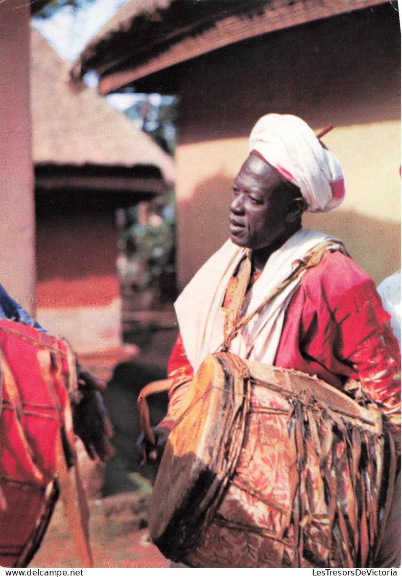 CAMEROUN - Foumban - Photo F Perret - La Chaux De Fonds - Musicien Traditionnel Camerounais - Carte Postale - Cameroun
