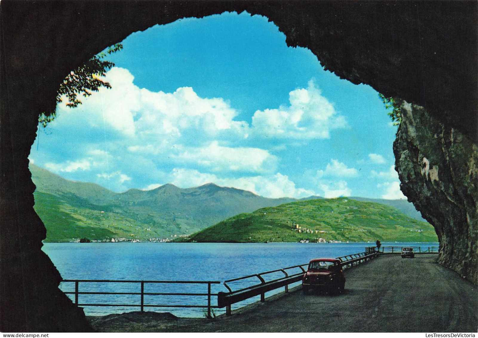 ITALIE - Lombardia - Un Saluto Dal Lago D'Iseo - A Greeting From The Iseo Lake - Carte Postale - Sonstige & Ohne Zuordnung