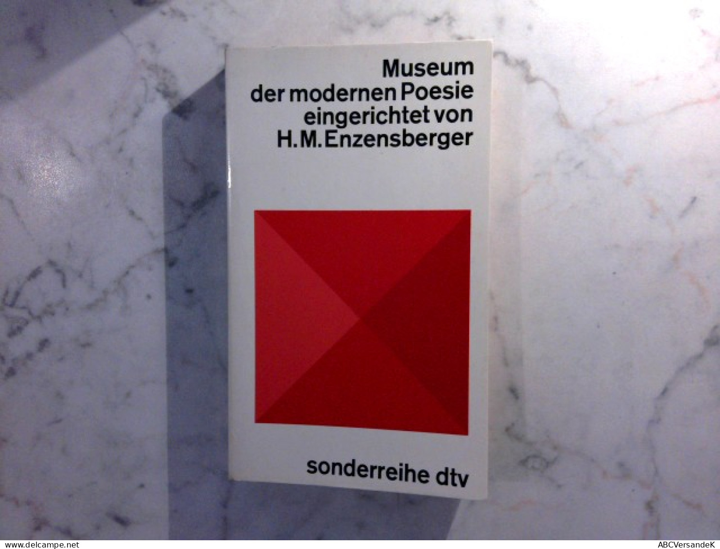 Museum Der Modernen Poesie - Gedichten En Essays