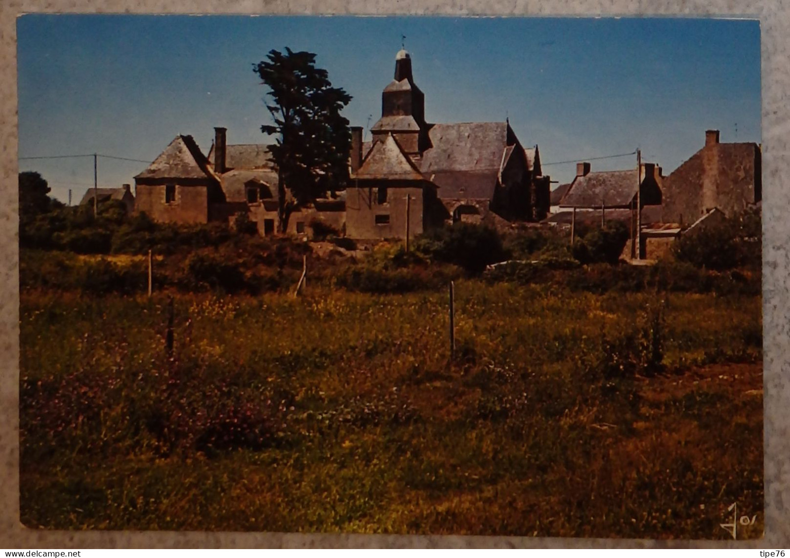 56 Morbihan  CPM Ile D'Arz L'église Romane - Ile D'Arz