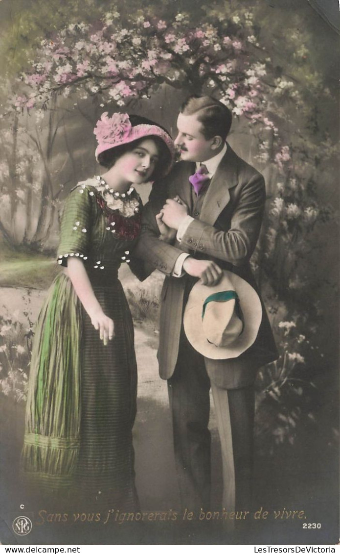 COUPLE - Sans Vous J'ignorerais Le Bohneur De Vivre - Femme En Robe Verte - Carte Postale Ancienne - Paare