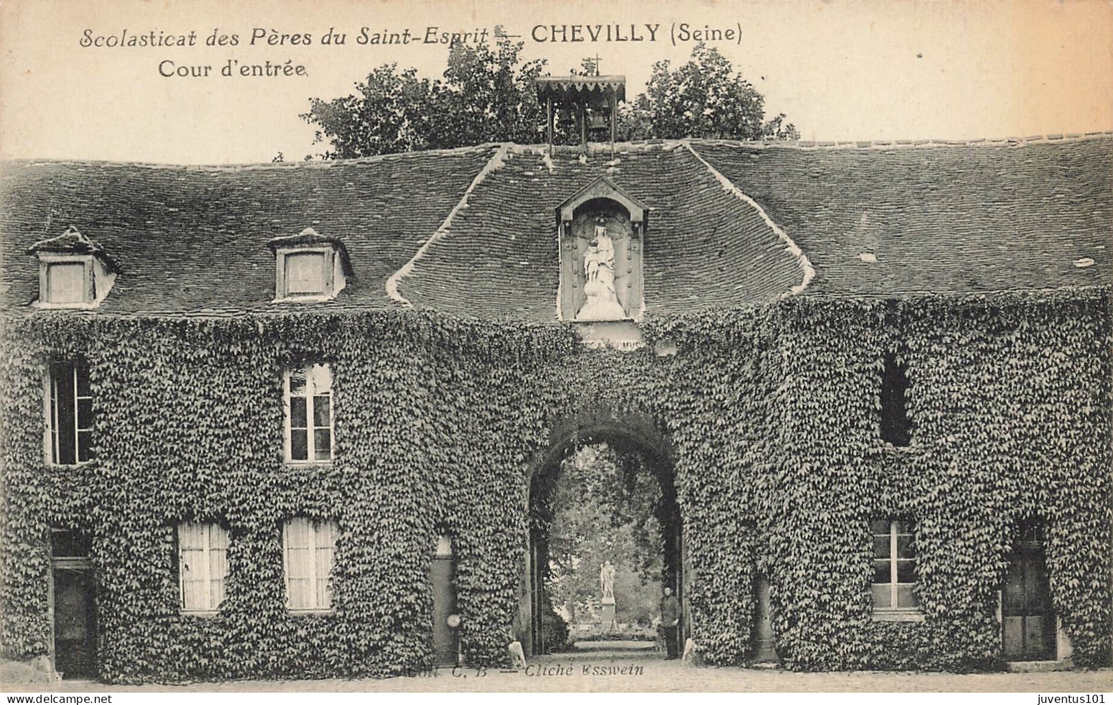 CPA Scolasticat Des Pères Du Saint Esprit-Chevilly-Cour D'entrée      L2608 - Chevilly Larue