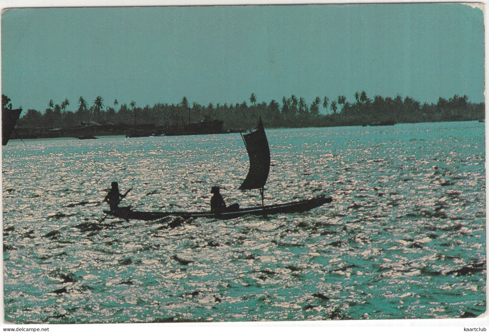 Traditional Sailing Canoe - Lagos Harbour - (Nigeria) - Nigeria