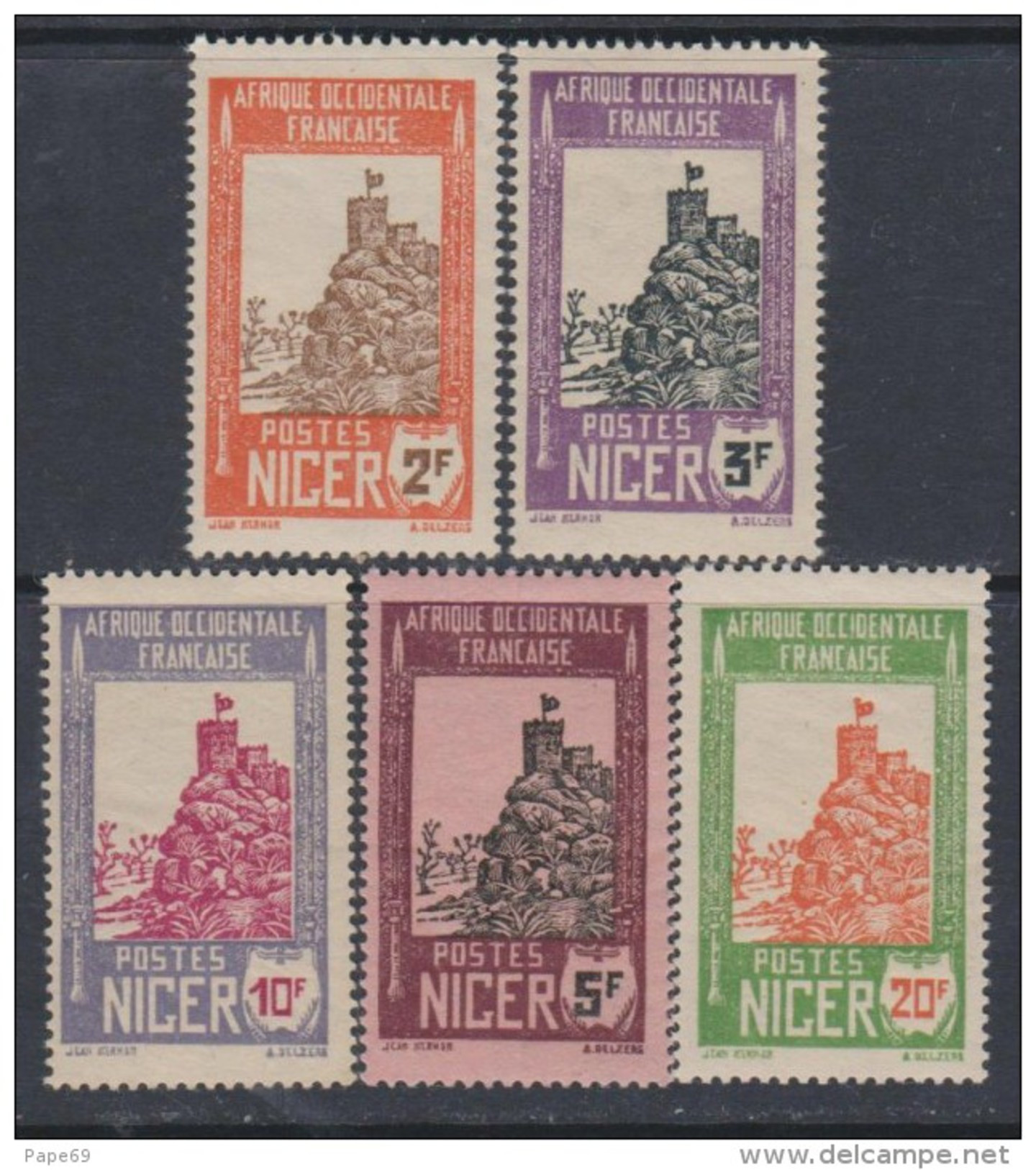 Niger N° 48 / 52 XX  Partie De Série,  Les 5  Valeurs Sans Charnière, Gomme Tropicale Sinon TB - Ungebraucht