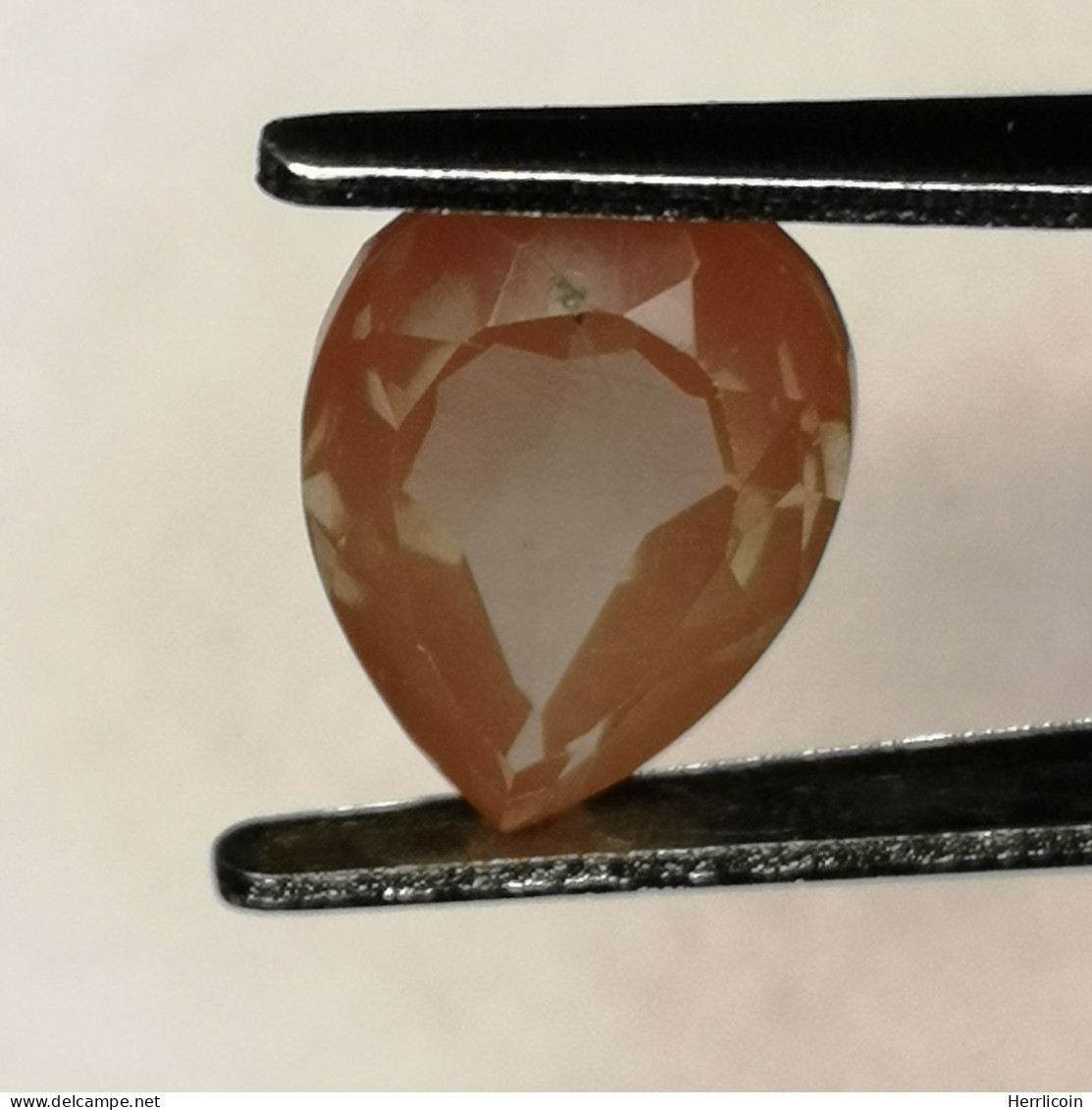 Andésine Naturelle D'Afrique - Poire 2.12 Carats - 10.1 X 7.2 X 4.9 Mm - Other & Unclassified