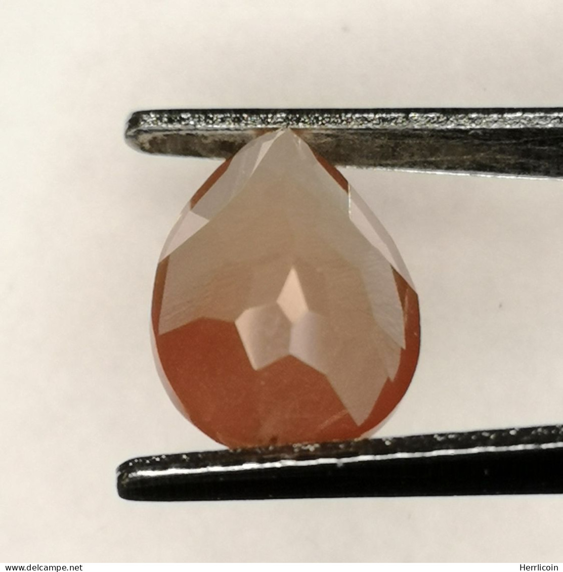 Andésine naturelle d'Afrique - Poire 2.12 Carats - 10.1 x 7.2 x 4.9 mm