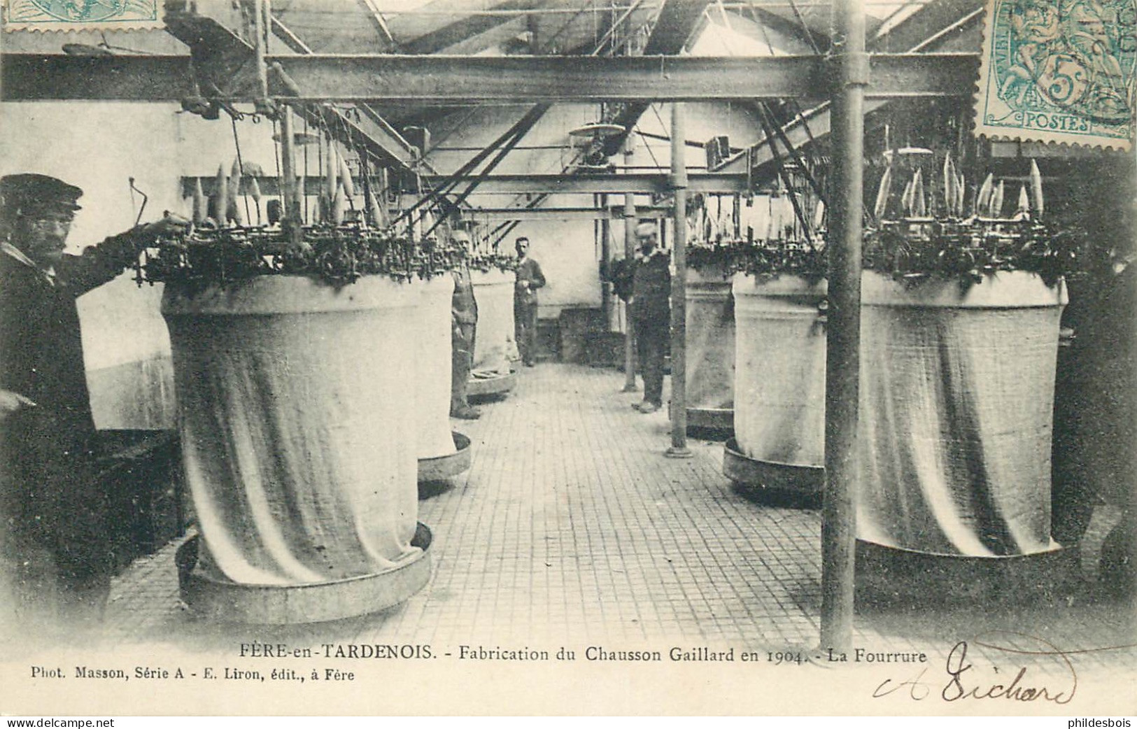 AISNE FERE EN TARDENOIS  Fabrication Du Chausson Gaillard   " La Fourrure " - Fere En Tardenois