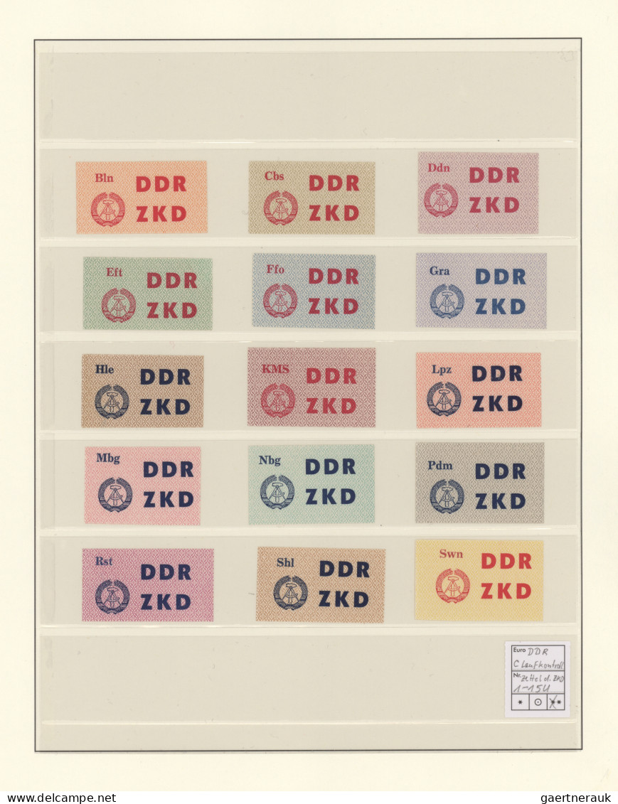 DDR - Dienstmarken: 1954/1965, Umfangreiche Sammlung Dienst Und ZKD Im Ringbinde - Autres & Non Classés