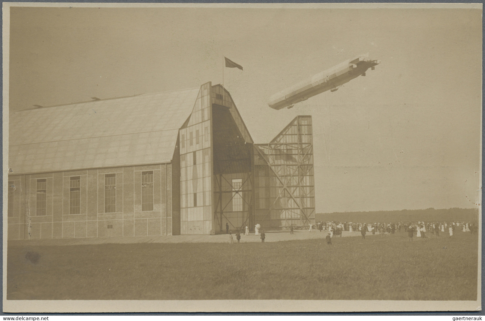 Ansichtskarten: Motive: ZEPPELIN: Amazing group of ca. 177 Zeppelin postcards mo