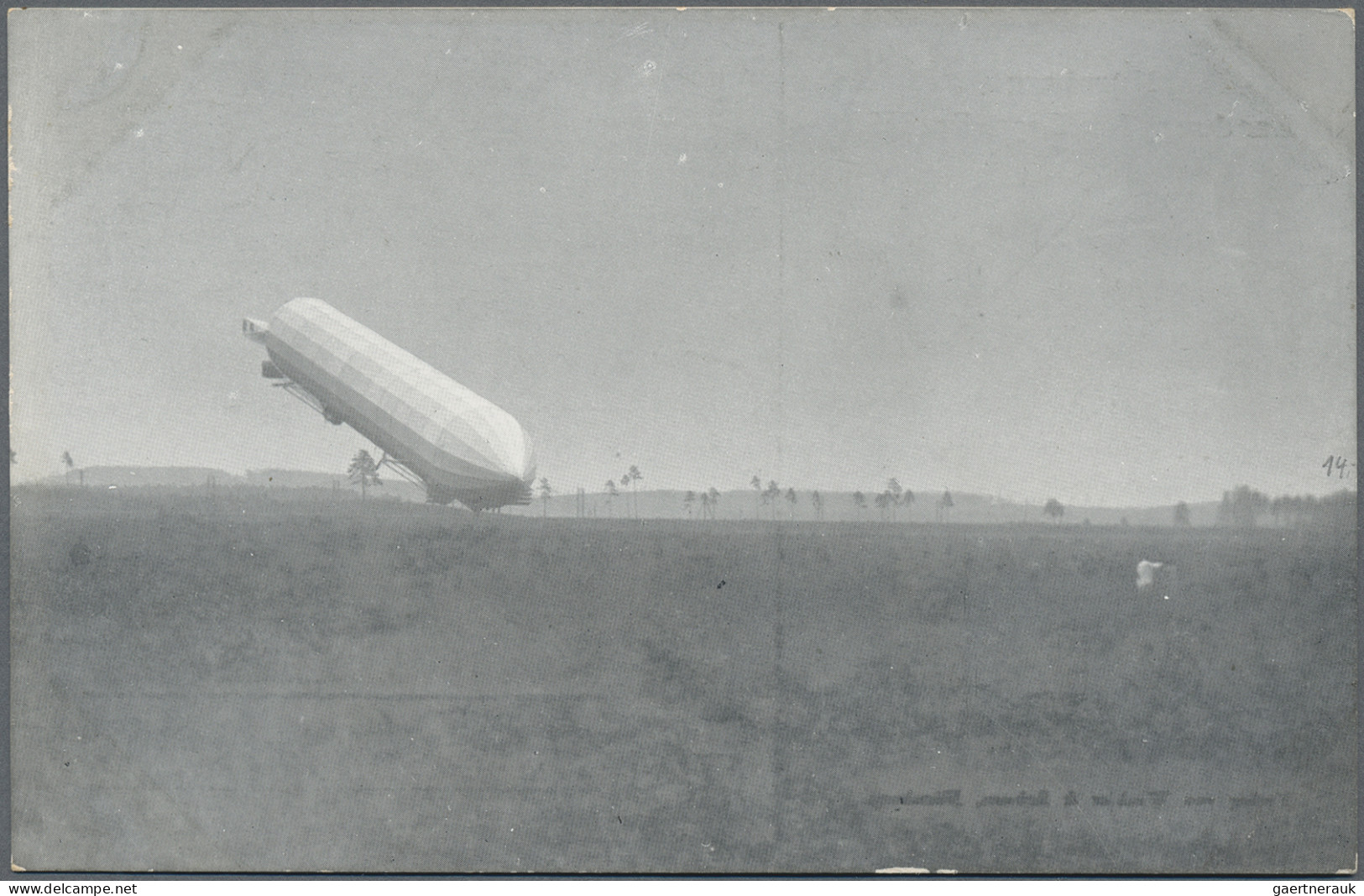 Ansichtskarten: Motive: ZEPPELIN: Ca. 185 Zeppelin postcards and a few photos, w