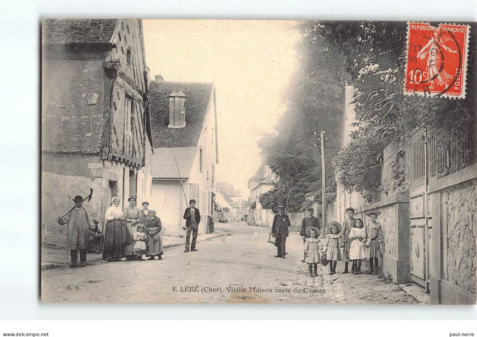 LERE : Vieille Maison Route De Cosne - Très Bon état - Lere