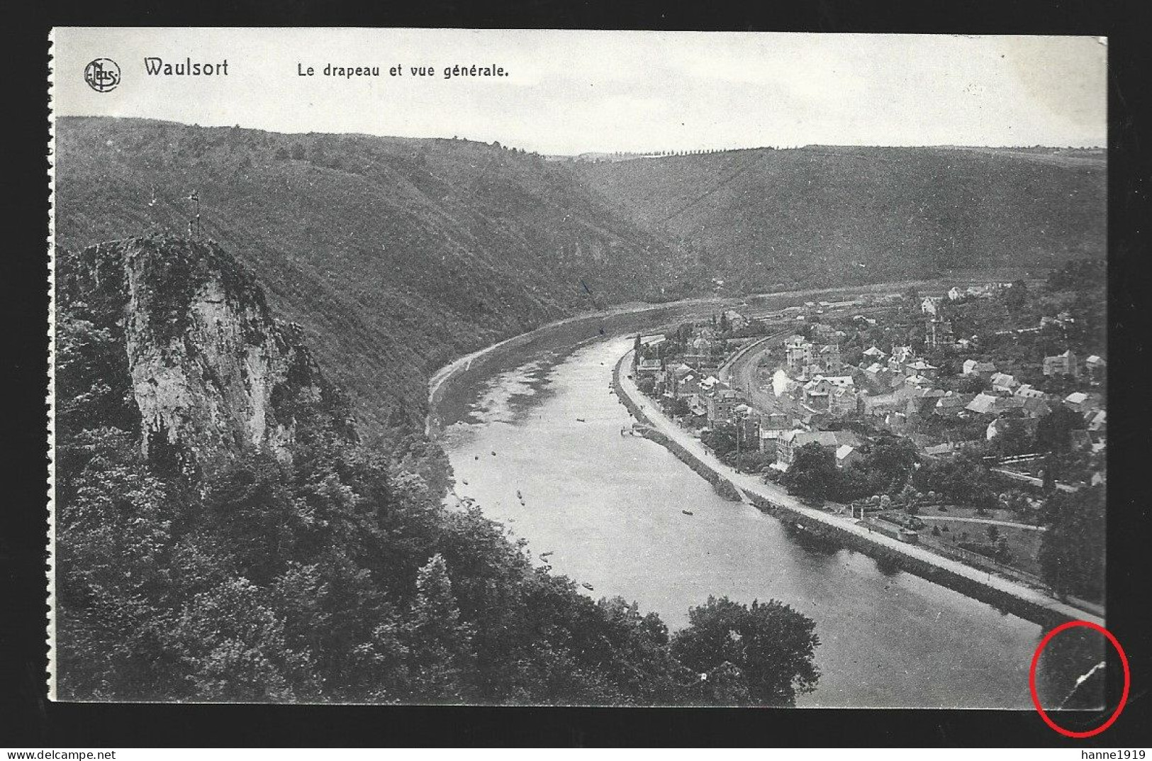 Waulsort Le Drapeau Et Vue Générale Namur Htje - Hastière