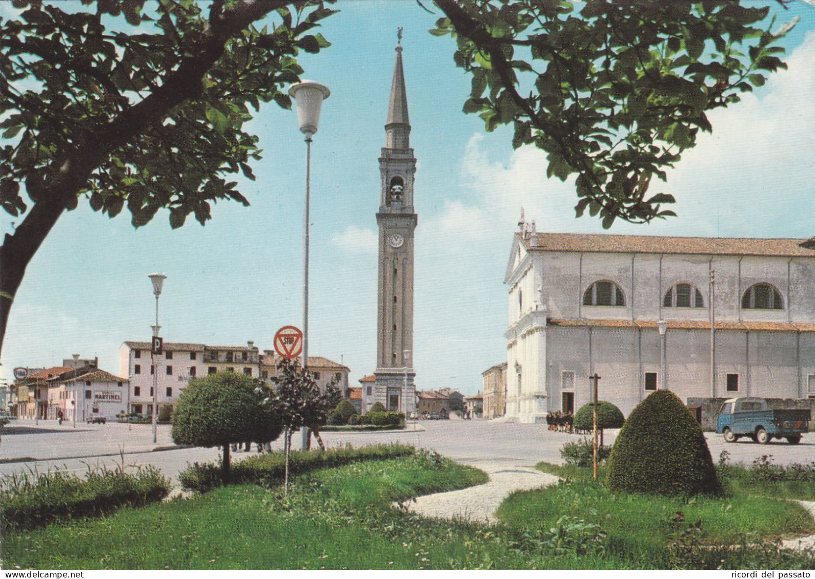 Cartolina Cordenons ( Pordenone ) - Chiesa S.maria Maggiore - Pordenone