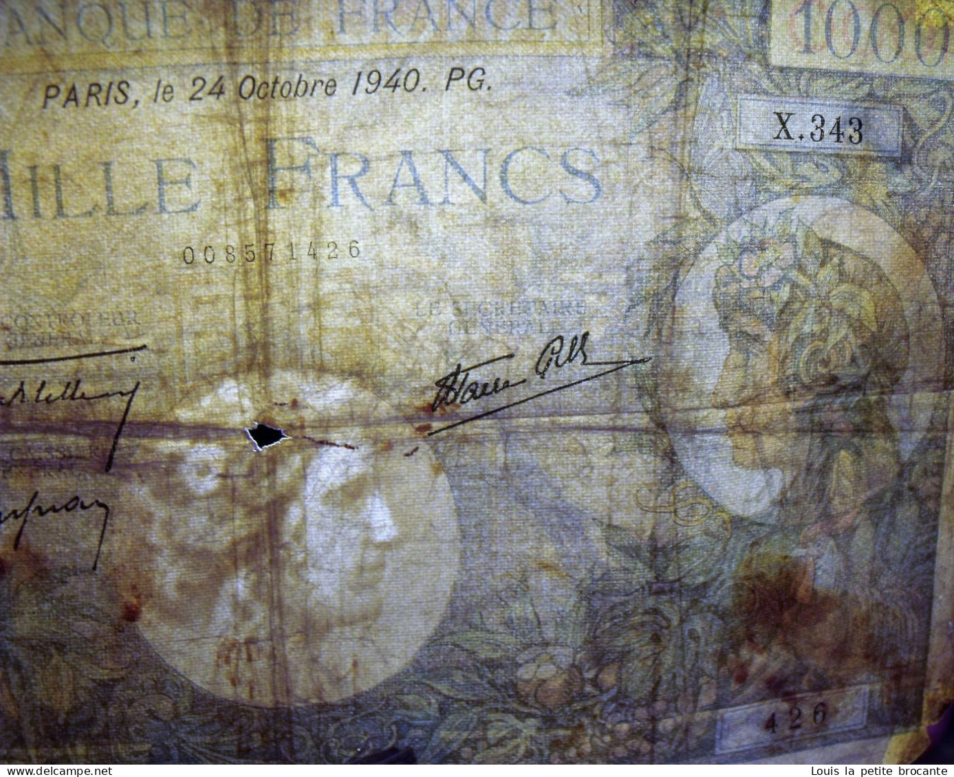 Billet De 1000 Francs 1940 France, Coin Inférieur Gauche Déchiré Recollé. Quelques Petites Déchirures Sur Les Bord, Trac - Chambre De Commerce