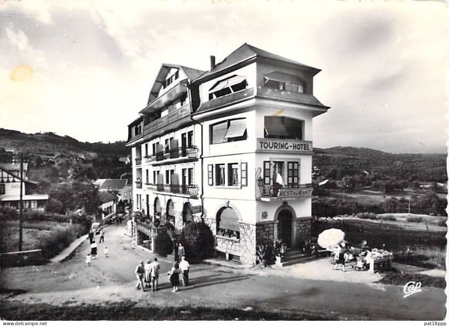 FRANCE - Joli Lot De 20 CPSM Dentelées HOTEL RESTAURANT Noir-Blanc Grand Format En BON 1er PLAN (1/2) BON ETAT - 5 - 99 Karten