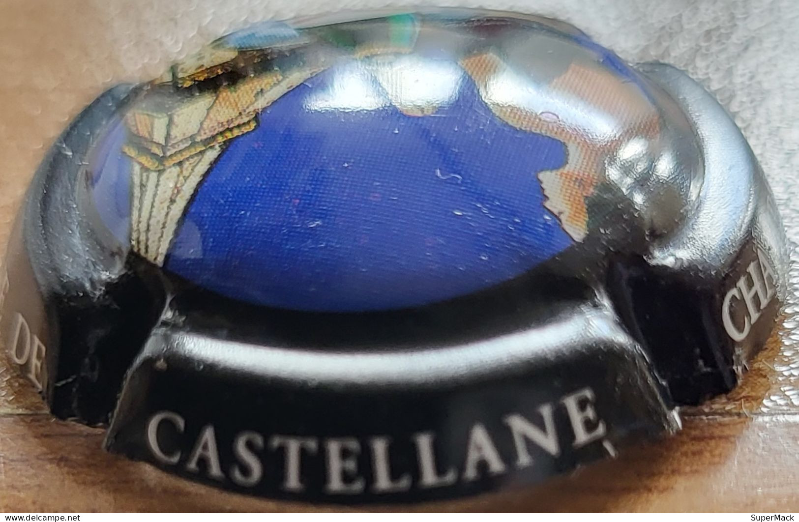 Capsule Champagne DE CASTELLANE Série 16 Ecriture Sur Contour, Noir, N°081 - De Castellane