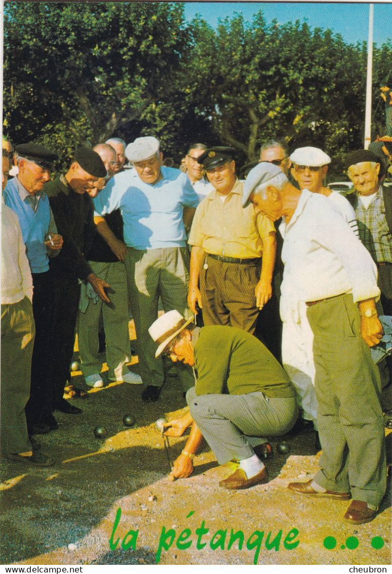 SPORTS. PETANQUE. CPSM. "AU SOLEIL DE LA COTE D'AZUR LA PARTIE DE PETANQUE ". + TEXTE - Petanque