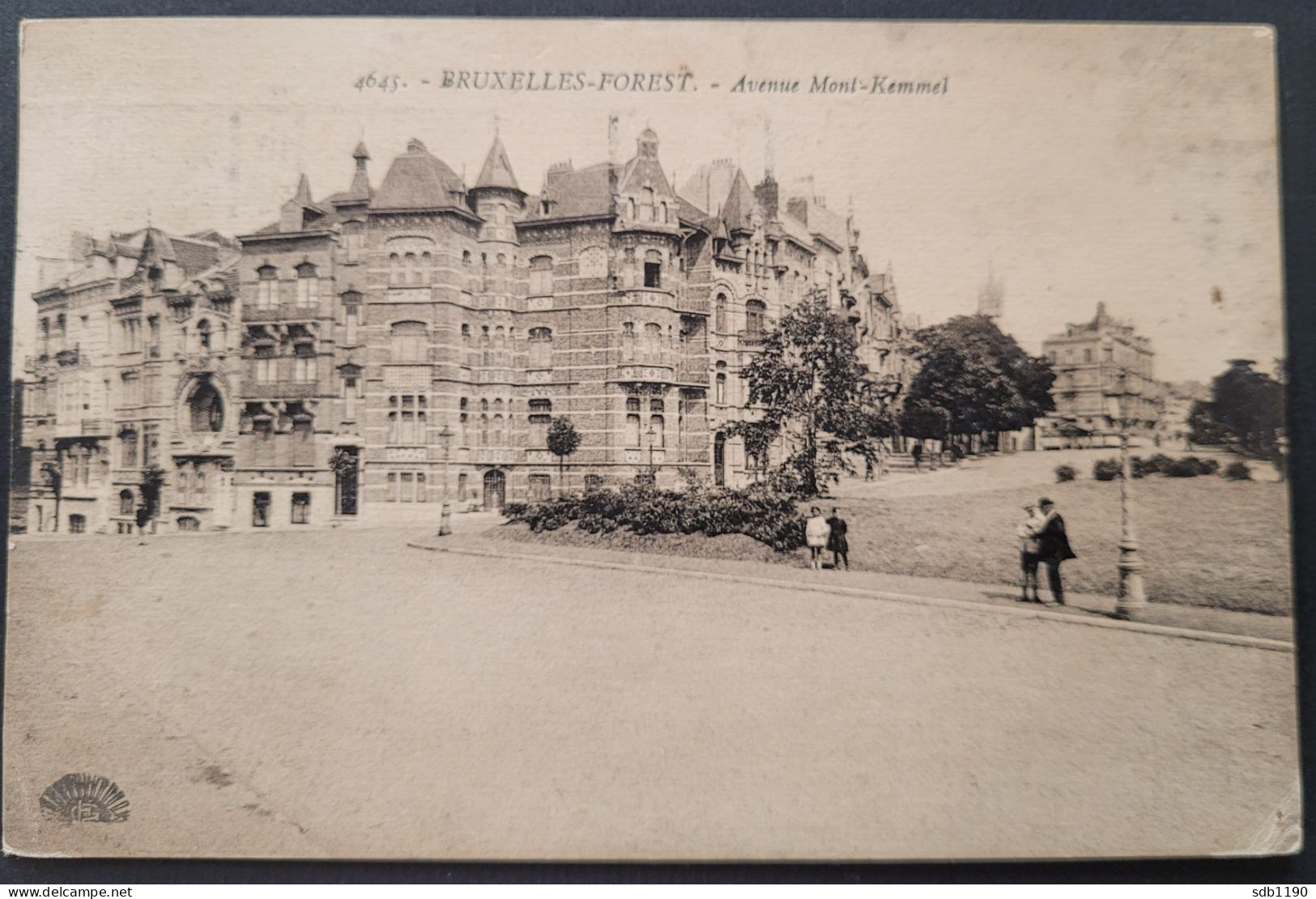 Bruxelles-Forest - Avenue Mont-Kemmel (Henri Georges éditeurs Bruxelles N. 4645), Circulée 1924 - Forest - Vorst