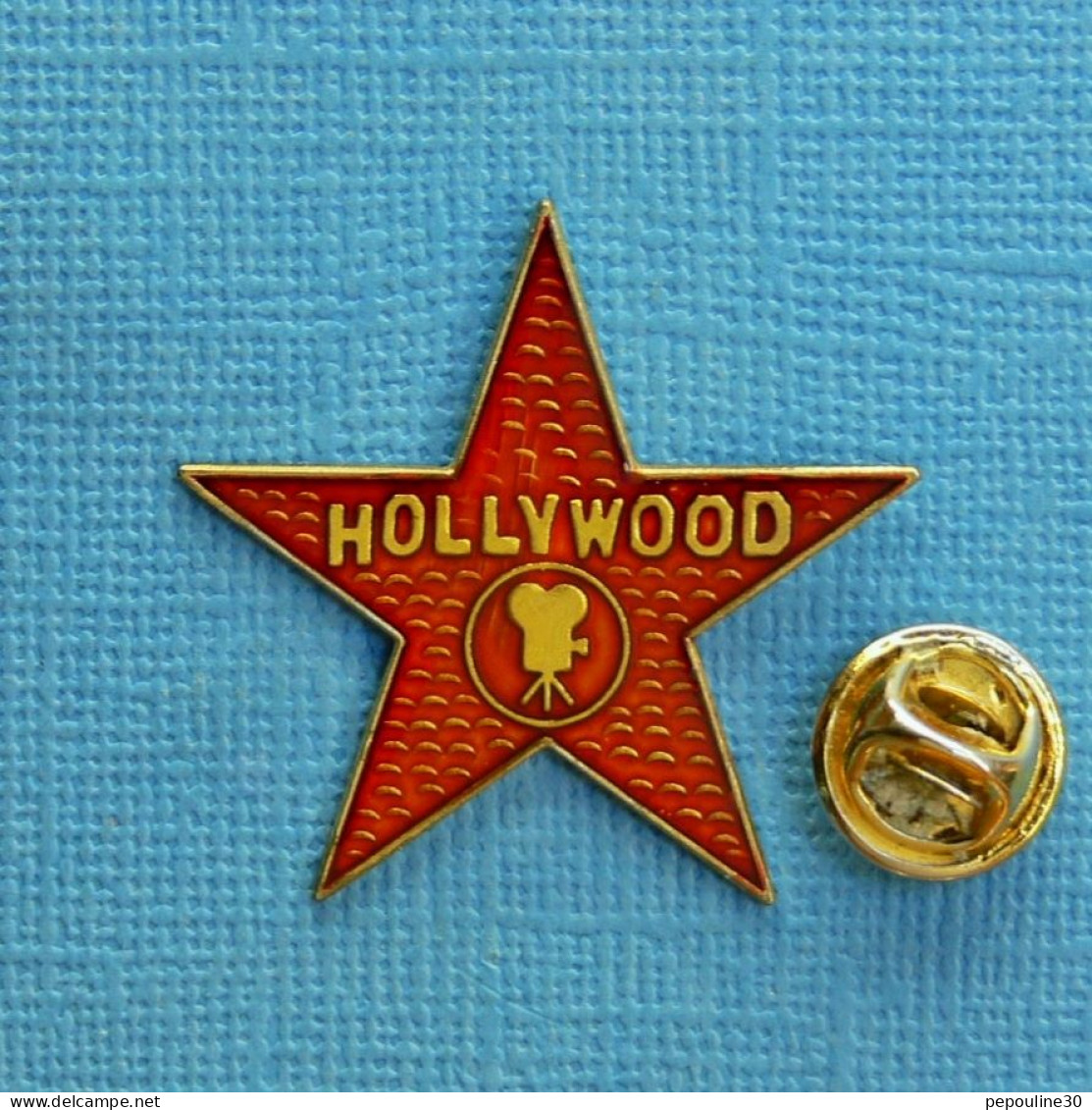 1 PIN'S /  ** ÉTOILE HOLLYWOOD / LA PROMENADE DES ARTISTES D'HOLLYWOOD  À LOS ANGELES ** - Kino