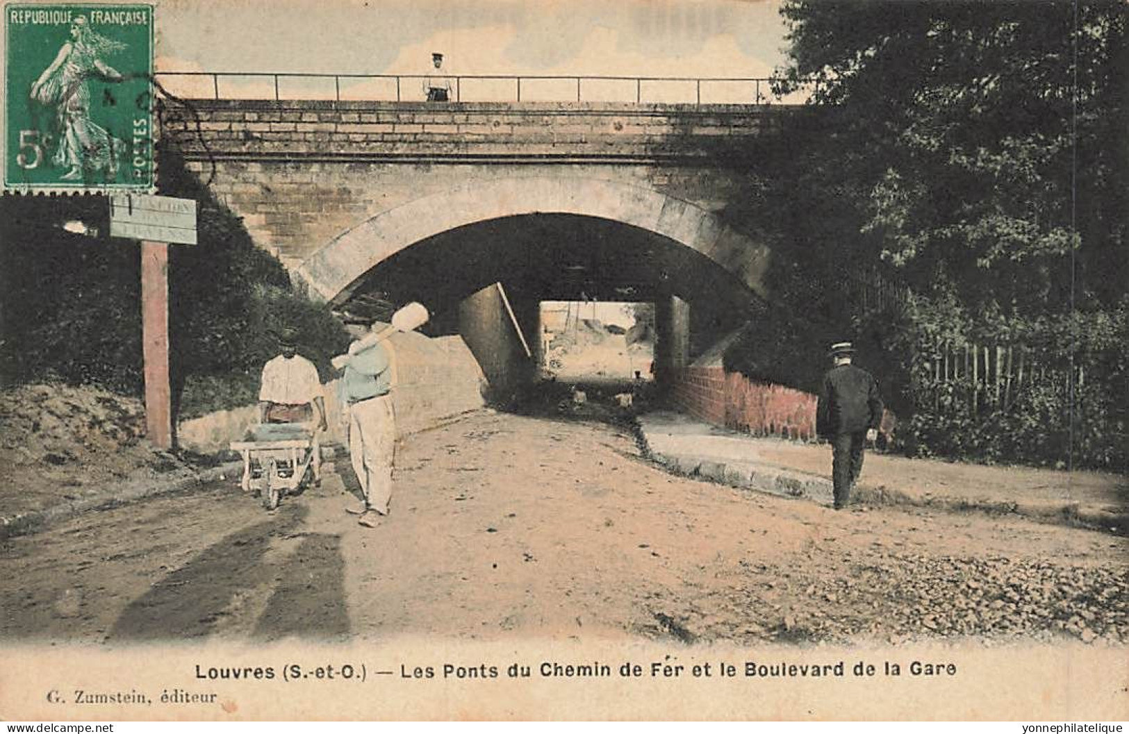 95 - VAL D'OISE - LOUVRES - Les Ponts Du Chemin De Fer Et Le Boulevard De La Gare - 10873 - Louvres