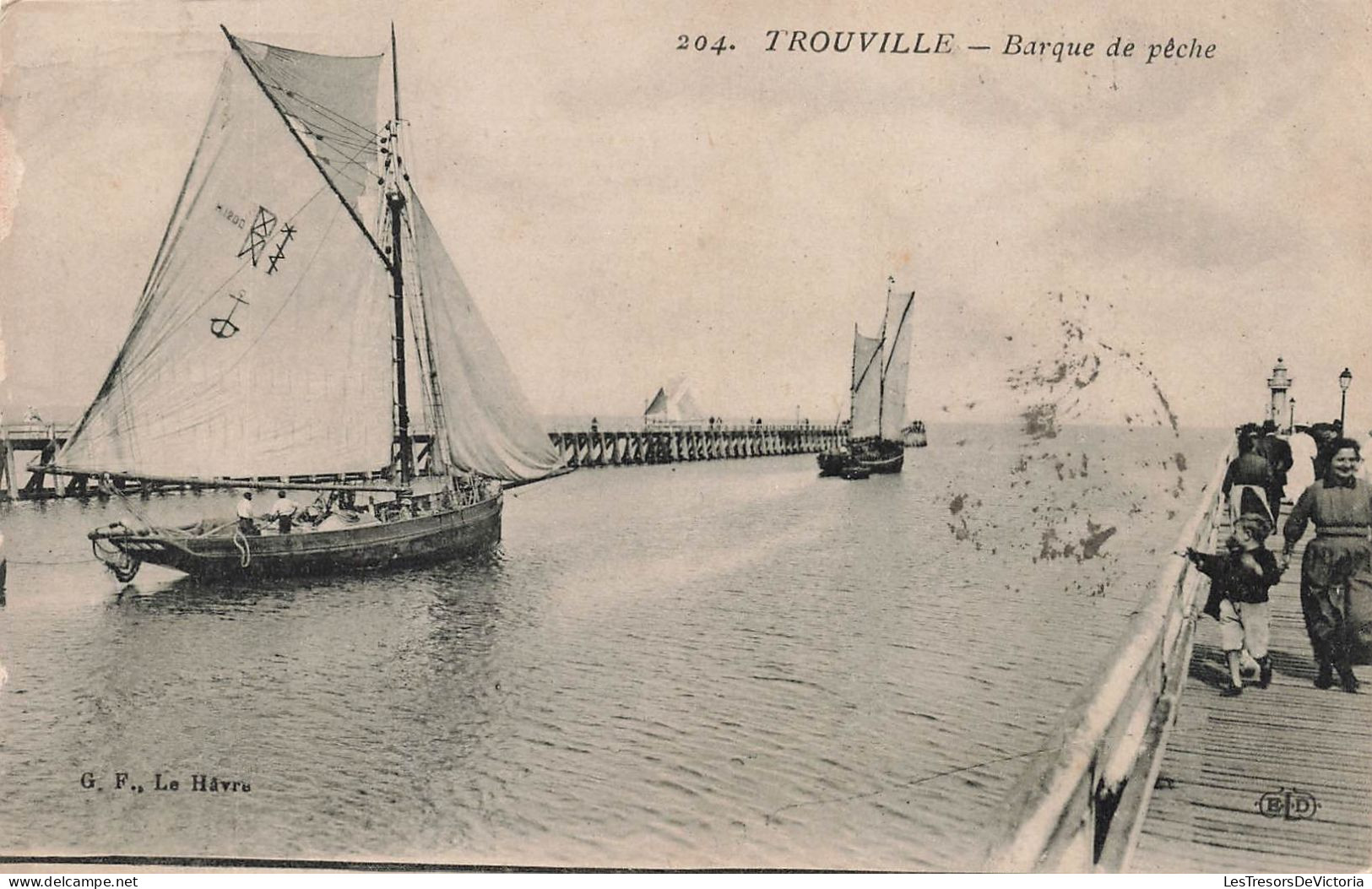 FRANCE - Trouville - Une Barque De Pêche - Carte Postale Ancienne - Trouville