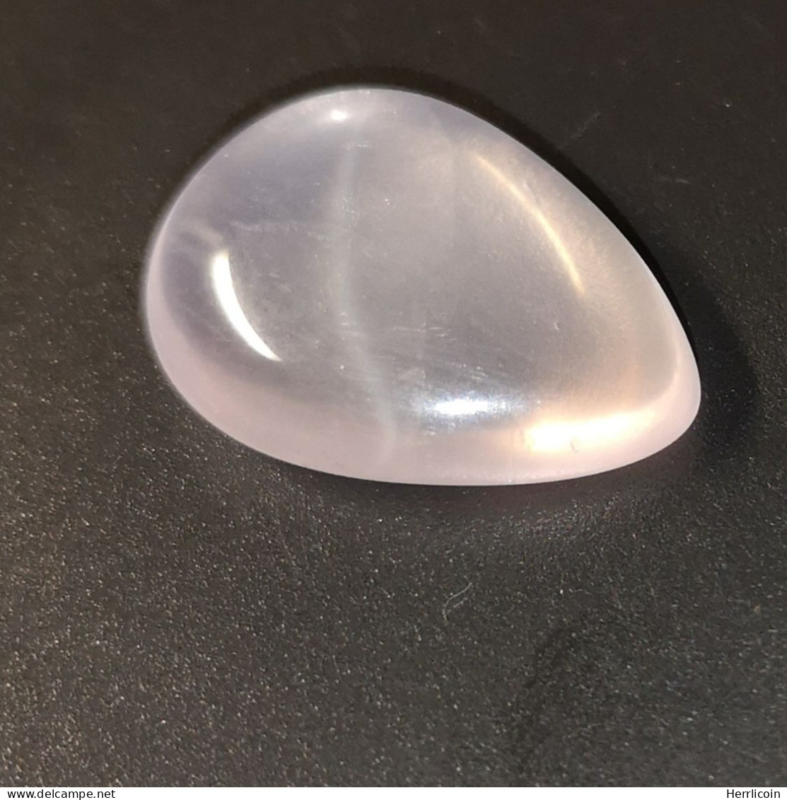 Quartz Rose Naturel Du Brésil - Cabochon 8.77 Carats - 17.6 X 13.0 X 5.3 Mm - Rosa Quarz