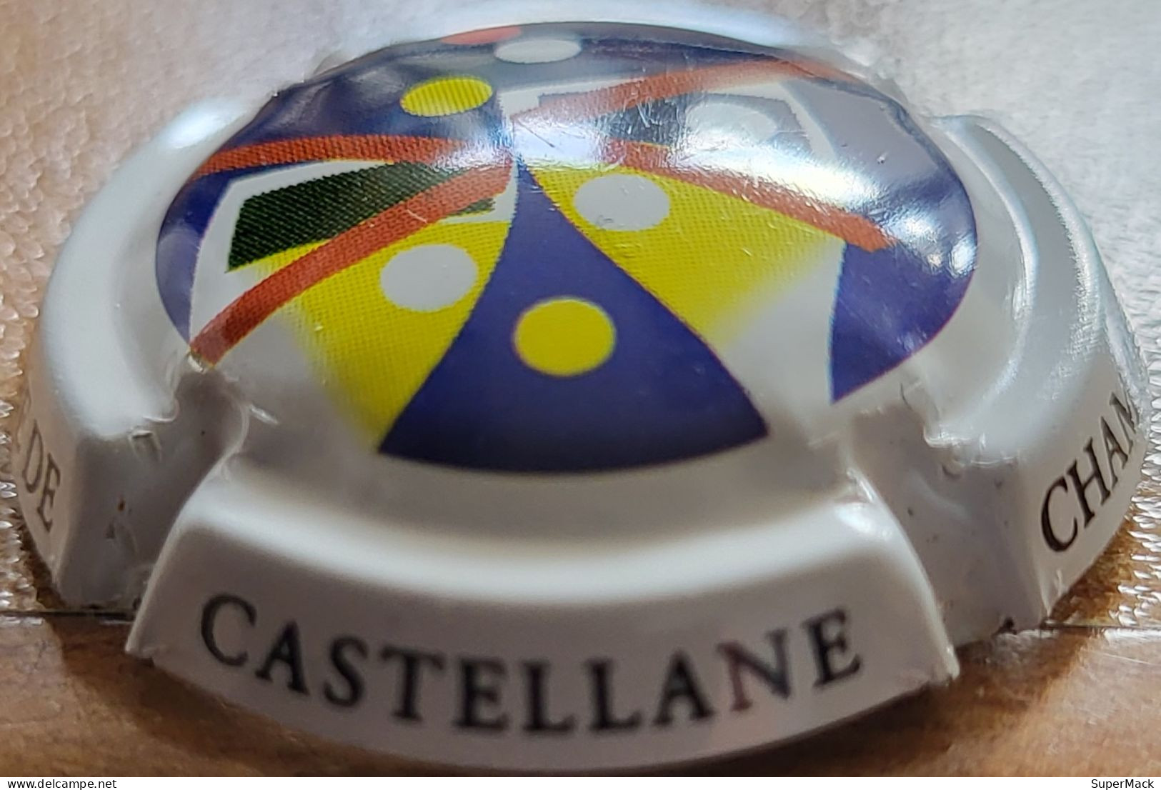 Capsule Champagne DE CASTELLANE Série 17 Ecriture Sur Contour, Blanc, N°088a ** RARE ** - De Castellane