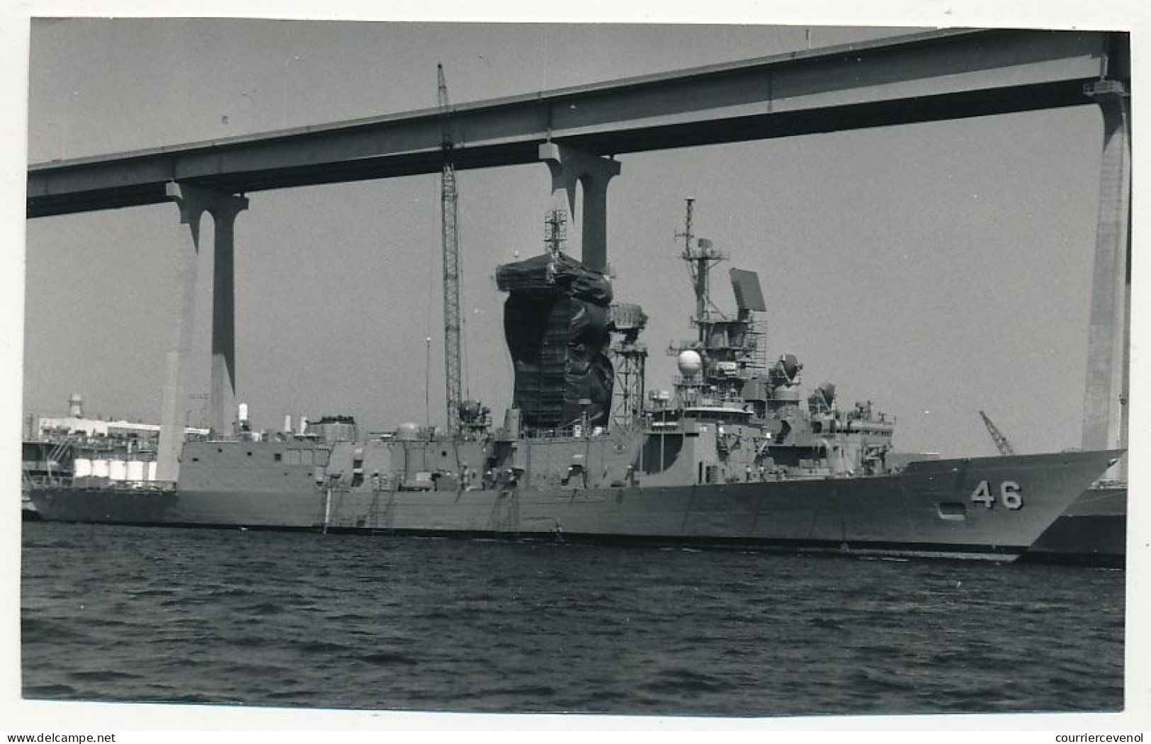3 Photographies Format Environ 9cm X 14cm - Frégate USS Rentz - 1990 Et 1992 - Barche