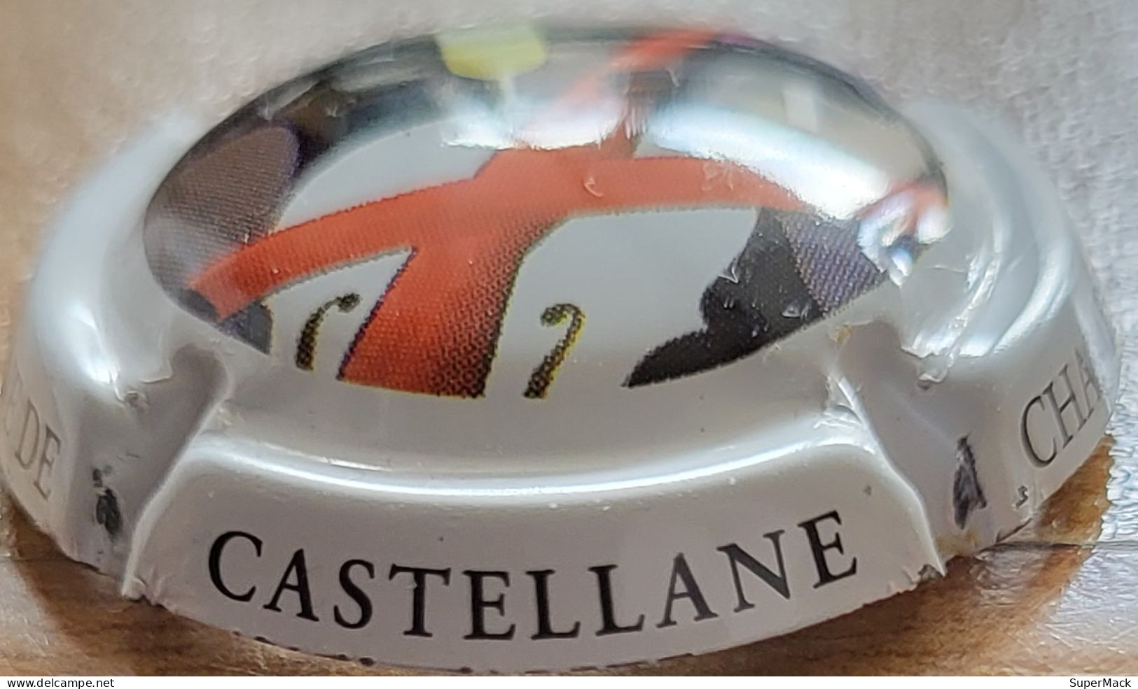 Capsule Champagne DE CASTELLANE Série 17 Ecriture Sur Contour, Blanc, N°088e ** RARE ** - De Castellane