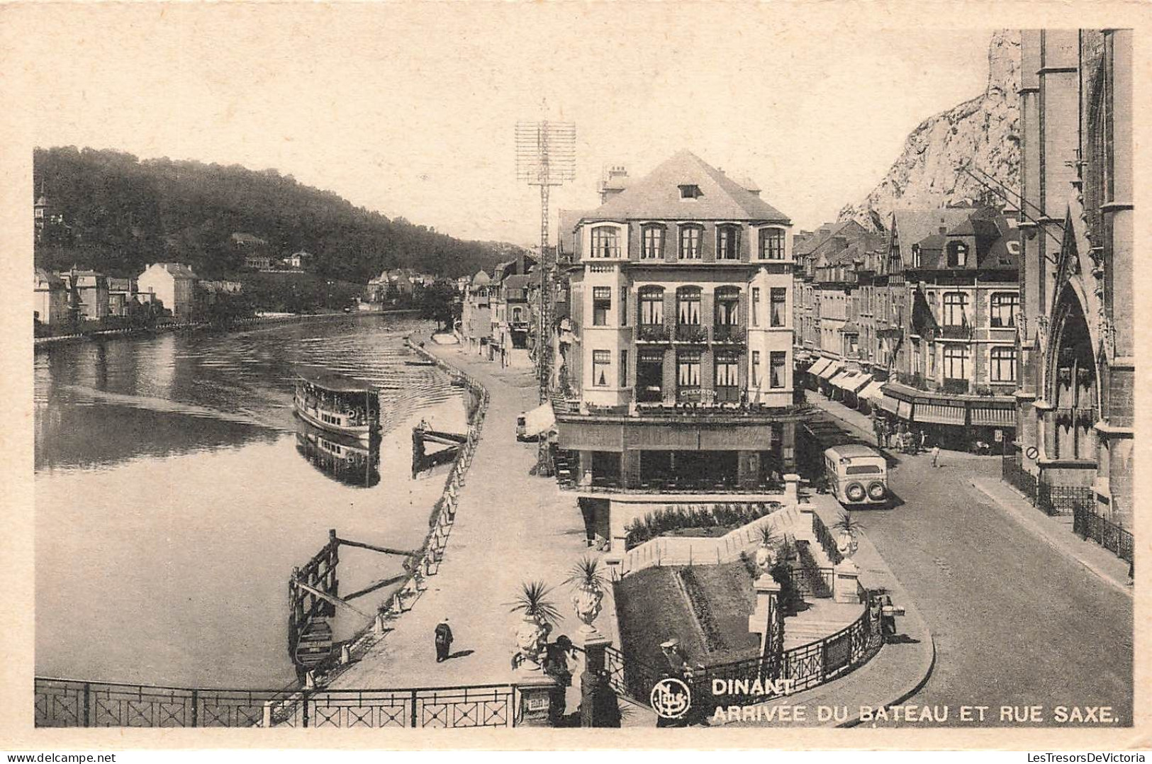 BELGIQUE - Dinant - Arrivée Du Bateau Rue Du Saxe - Carte Postale Ancienne - Dinant