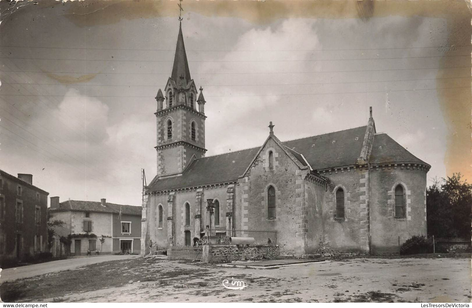 FRANCE - Saint Remy Montmorillon - L'église - Carte Postale - Andere & Zonder Classificatie